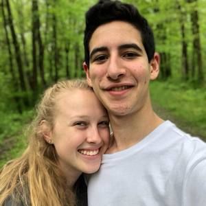 Meet your Posher, Neeve